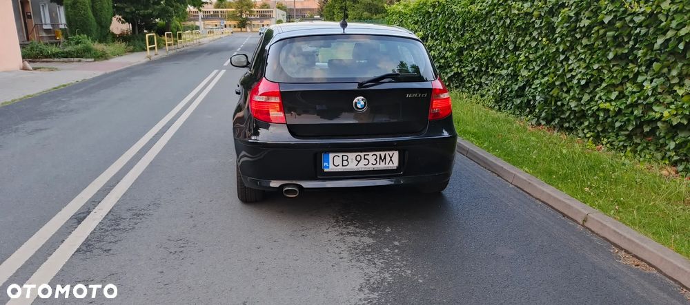 BMW Seria 1 120d - 4