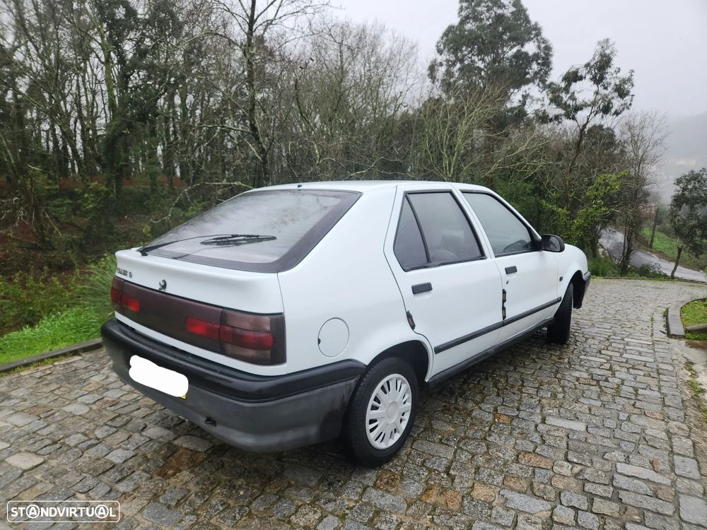 Renault 19 1.4 RN Europa - 6