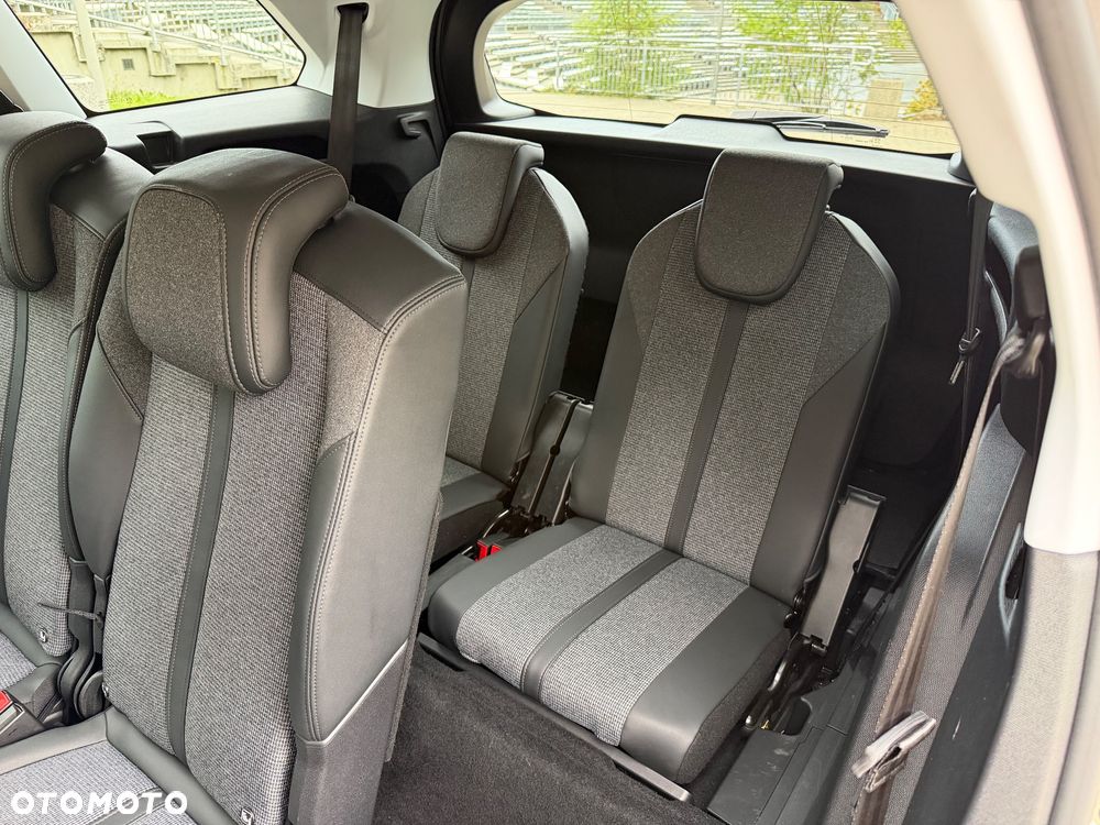Peugeot 5008 1.5 BlueHDI Allure S&S - 30