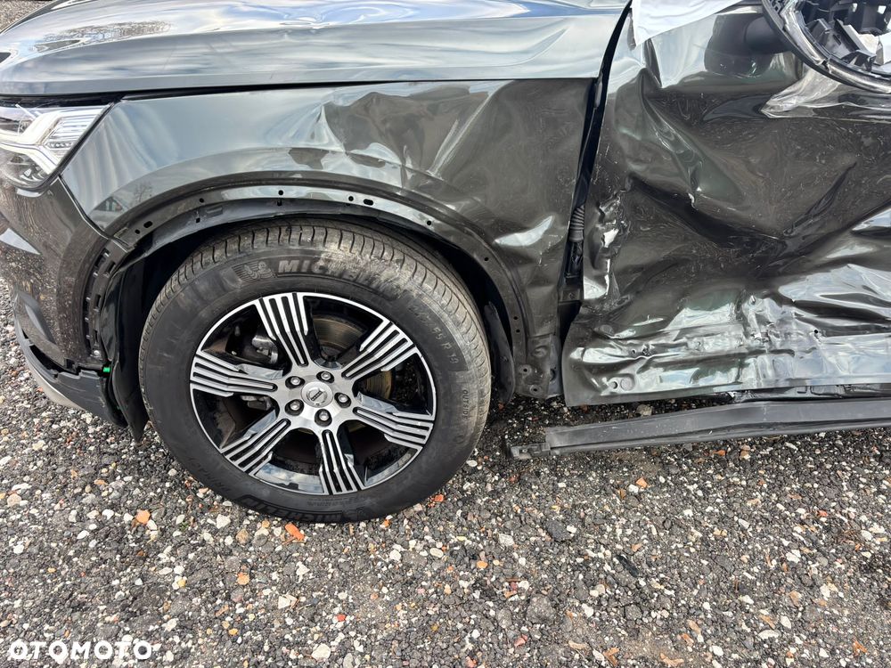 Volvo XC 40 D3 Momentum Pro - 4