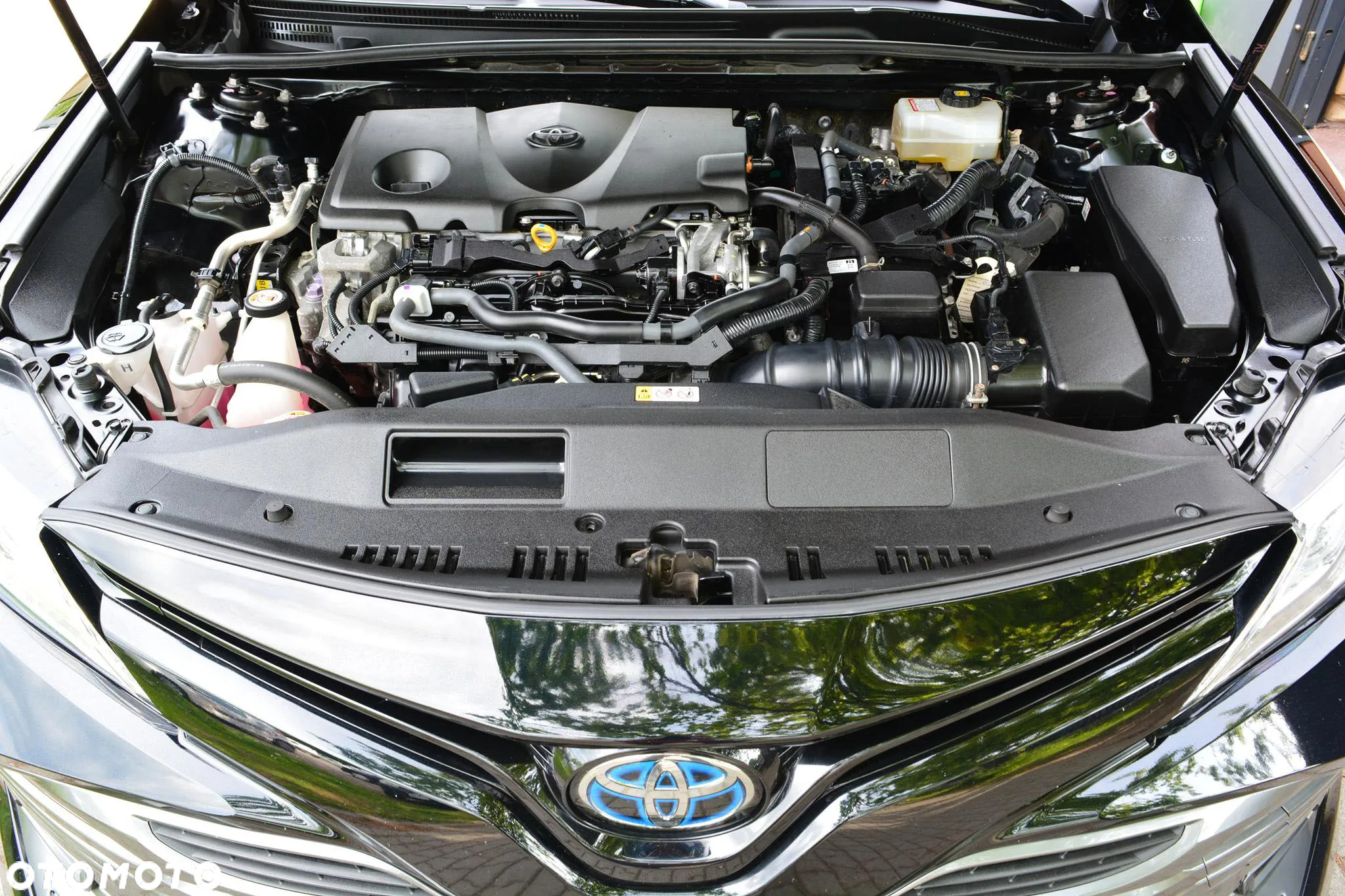 Toyota Camry 2.5 Hybrid Executive CVT - 12