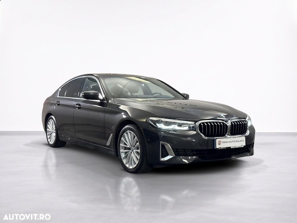BMW Seria 5 530e xDrive Aut. Luxury Line - 8