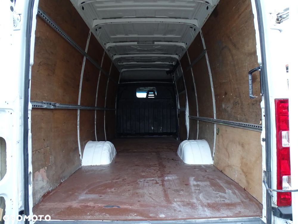 Iveco DAILY 3 ,0 HPI -35C15 - 145 KM, MAXI -JUMBO ,BLIZNIAKI ,KLIMATYZACJA , L4-H2 , PAKA 4,60 M. - 8