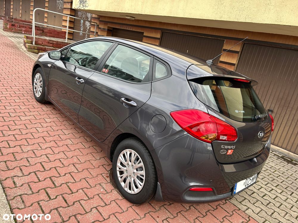 Kia Ceed - 5