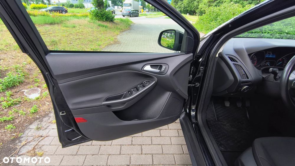 Ford Focus 1.0 EcoBoost Gold X (Trend) - 13