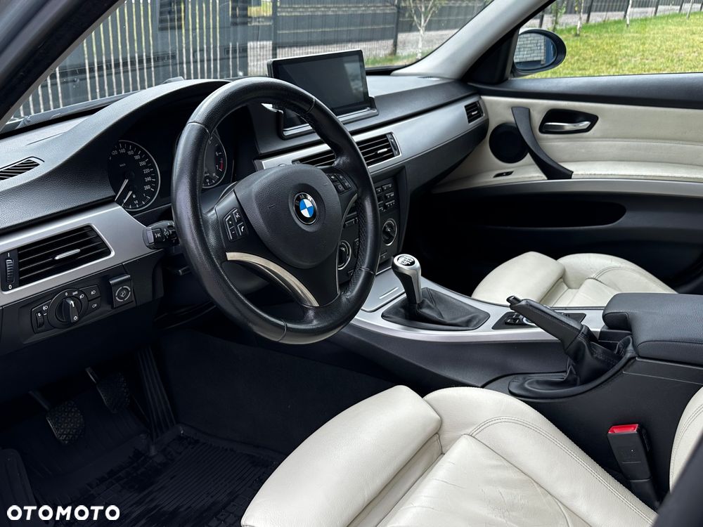 BMW Seria 3 - 21