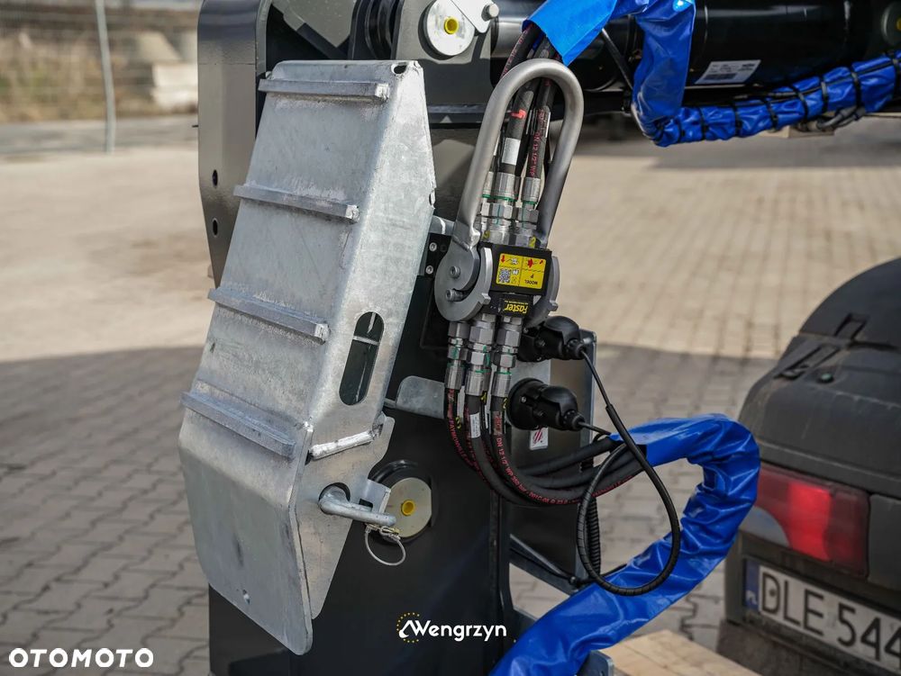 MAX Trailer 2 osiowy tiefbett, lowbed, zawieszenie pneumatyczne - 13