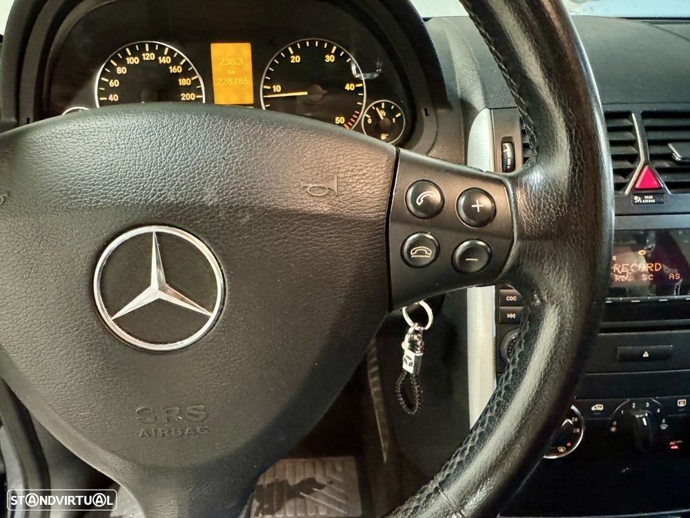 Mercedes-Benz A 200 CDI Avantgarde - 12