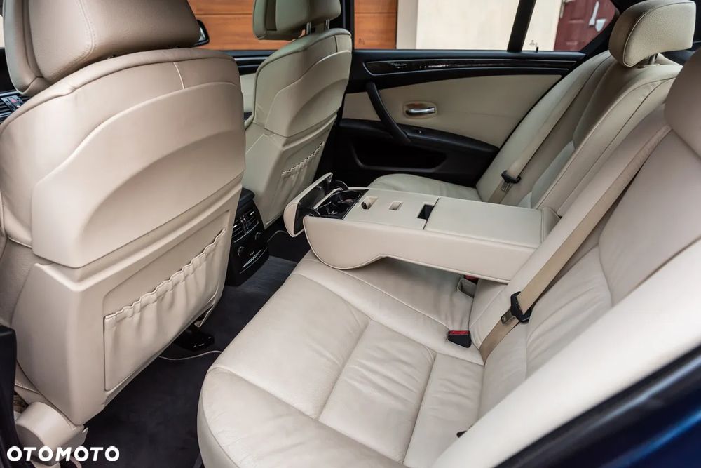 BMW Seria 5 530i Edition Exclusive - 27
