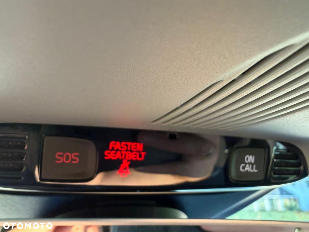 Volvo V40 D2 Drive-E Momentum - 40