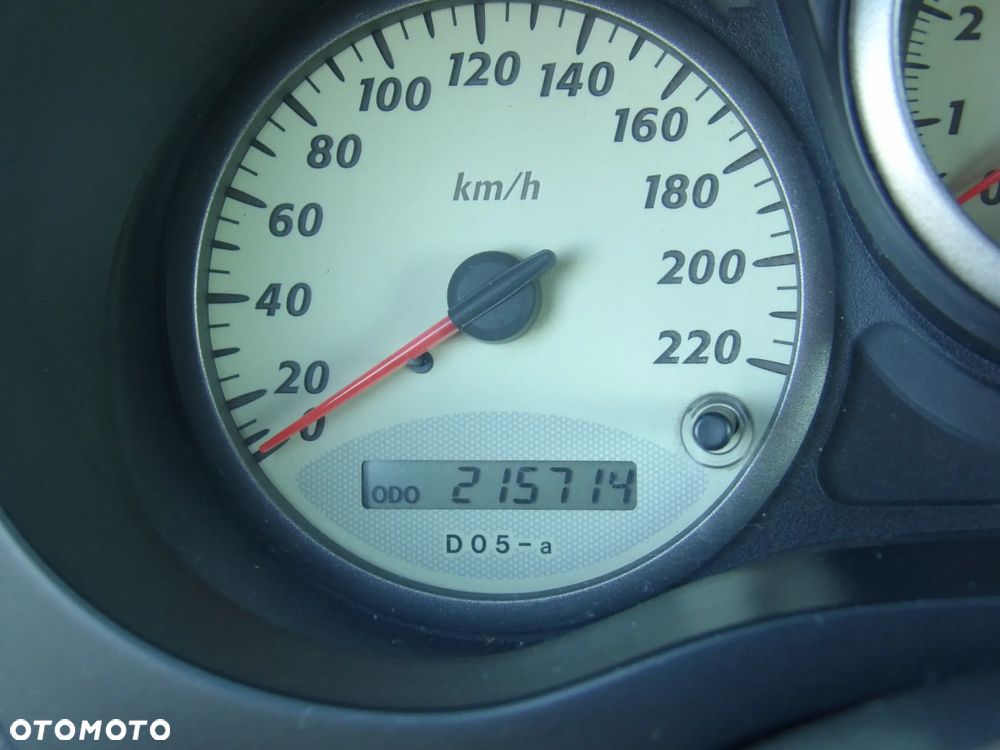 Toyota RAV4 - 6