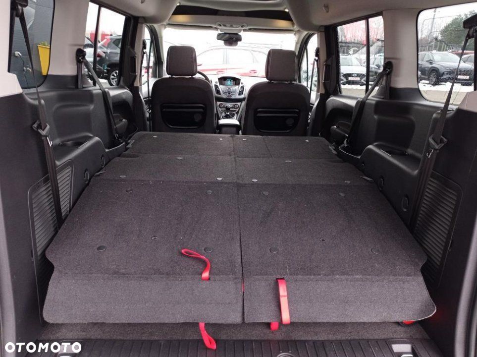 Ford Tourneo Connect - 21