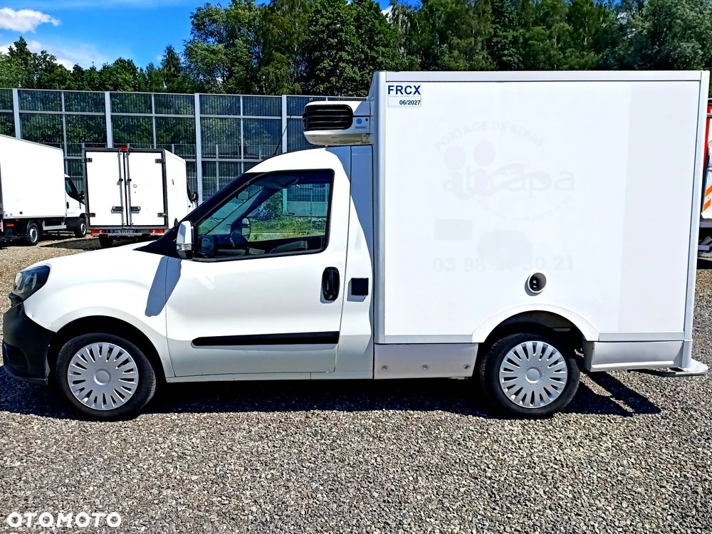 Fiat Doblo Chłodnia 105KM 2 zasilania chłodni Klima - 6
