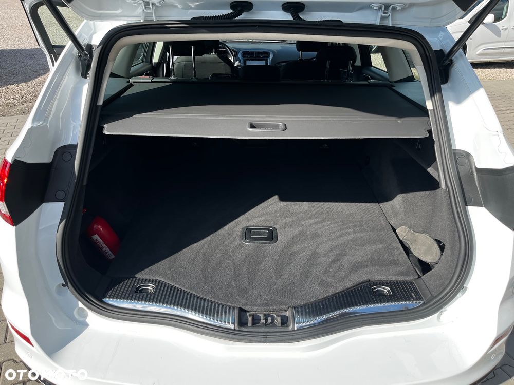 Ford Mondeo - 27