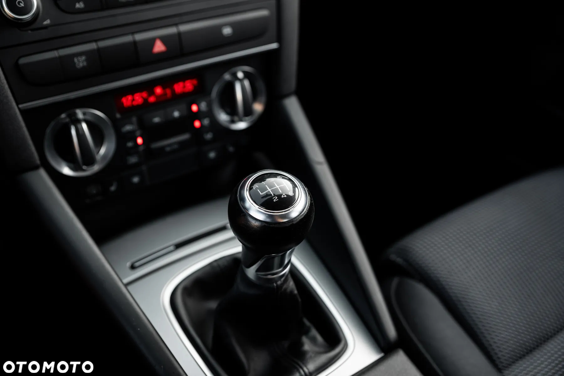 Audi A3 1.8 TFSI Sportback quattro Attraction - 35