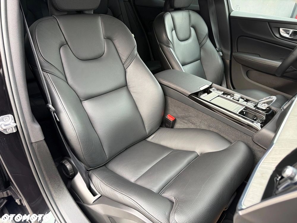 Volvo S60 T8 Twin Engine AWD Geartronic Inscription - 37