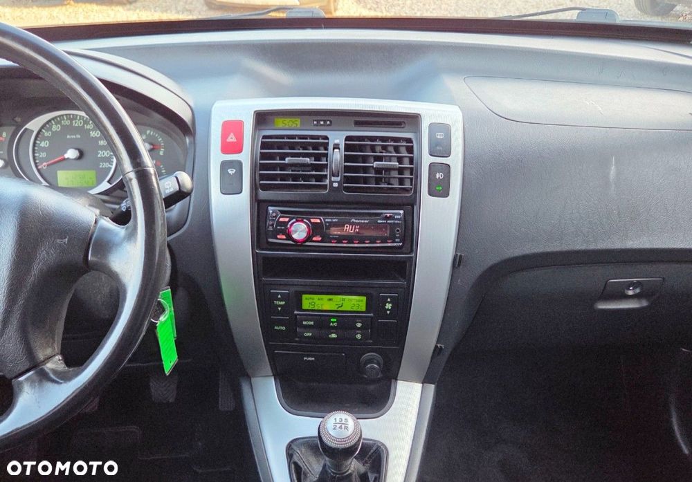 Hyundai Tucson - 16