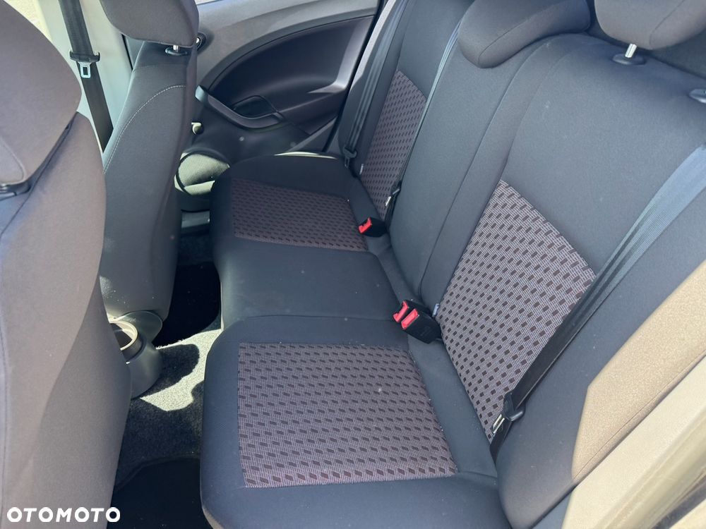Seat Ibiza 1.4 16V Reference - 6