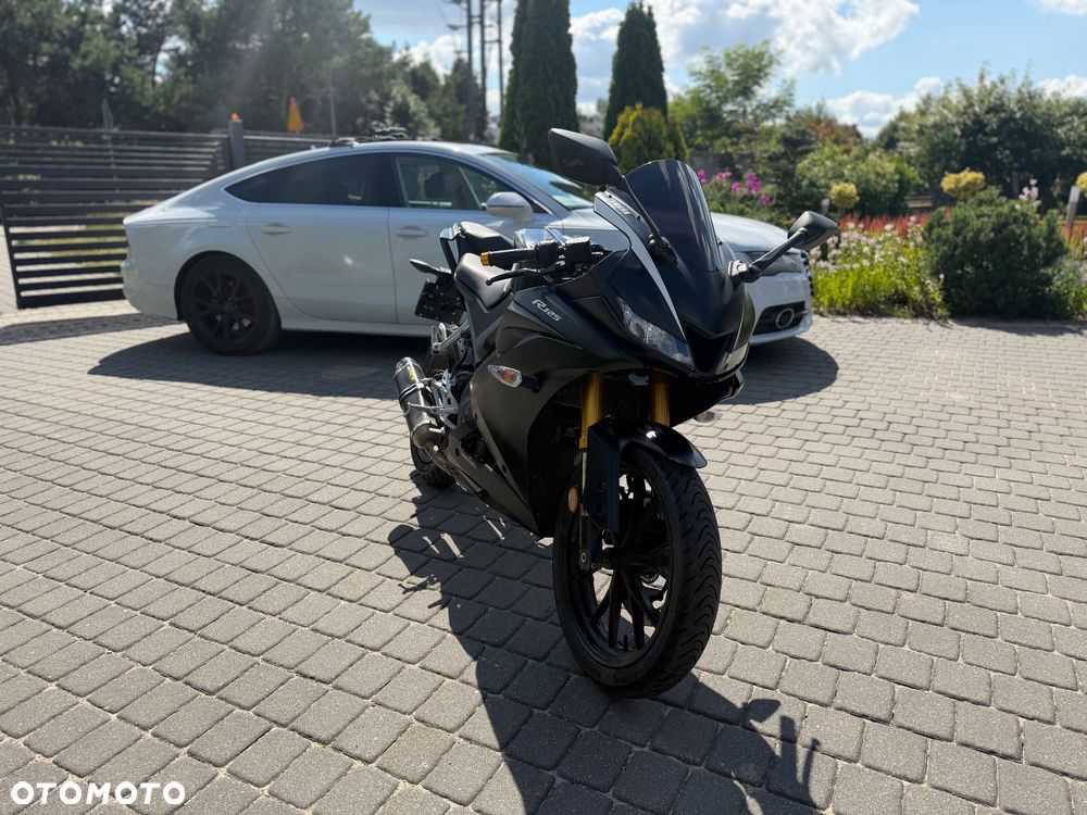 Yamaha YZF - 2