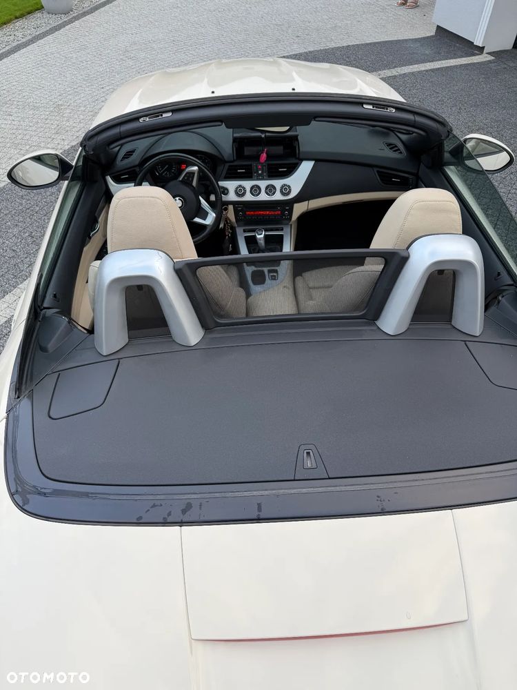 BMW Z4 20i sDrive - 10