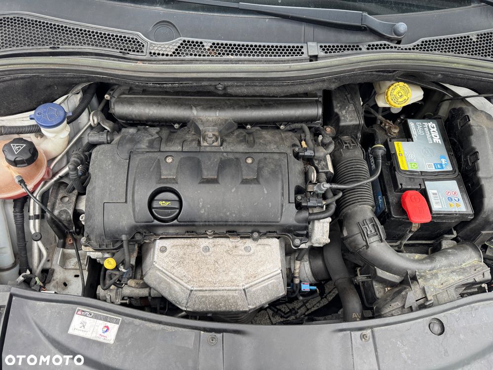 Peugeot 2008 120 VTI Allure - 17