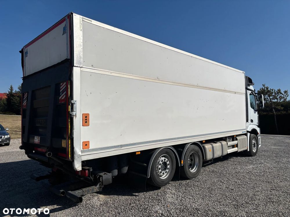 Mercedes-Benz actros - 3