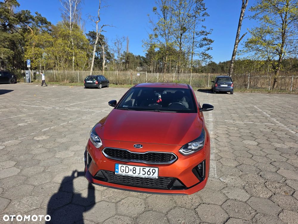 Kia ProCeed - 13