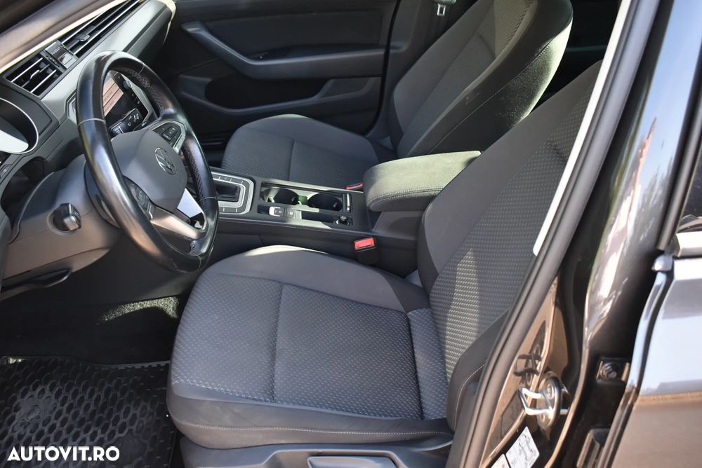 Volkswagen Passat 1.5 TSI ACT DSG Trendline - 11