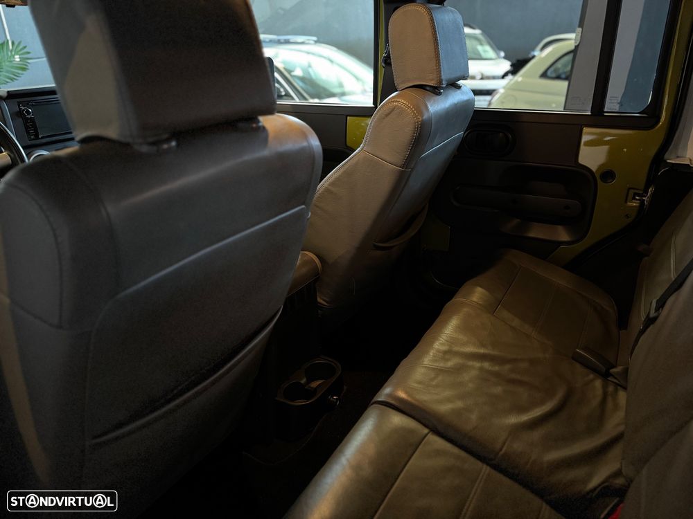 Jeep Wrangler 2.8 CRD ATX Sport - 23