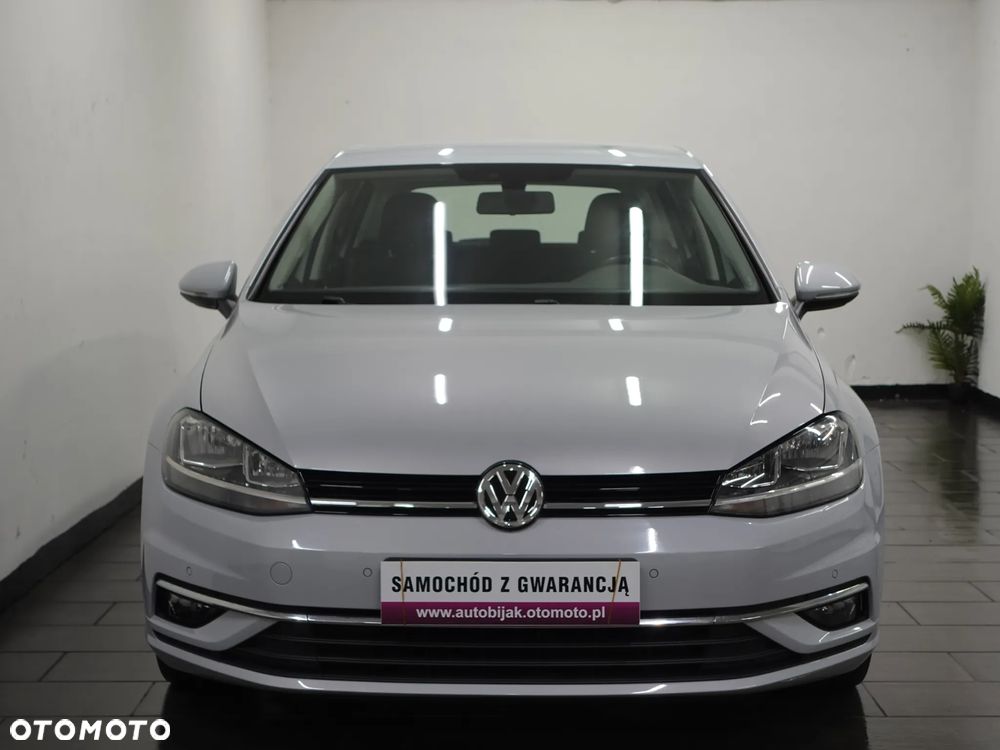Volkswagen Golf 1.6 TDI SCR DSG Comfortline - 12