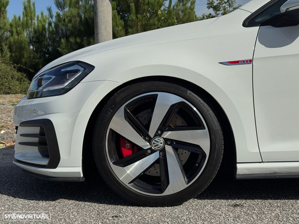 VW Golf 2.0 TSI GTI DSG Performance - 55