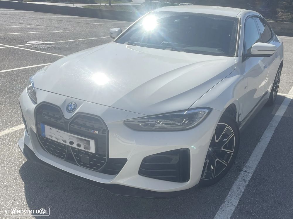 BMW i4 eDrive40 Pack Desportivo M - 1