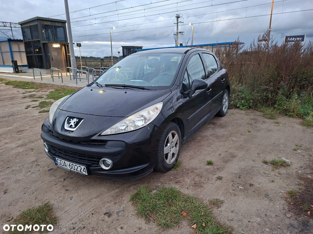 Peugeot 207 2008 photo 3