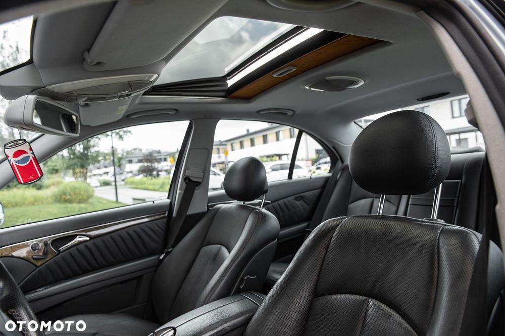 Mercedes-Benz Klasa E 500 Avantgarde - 17