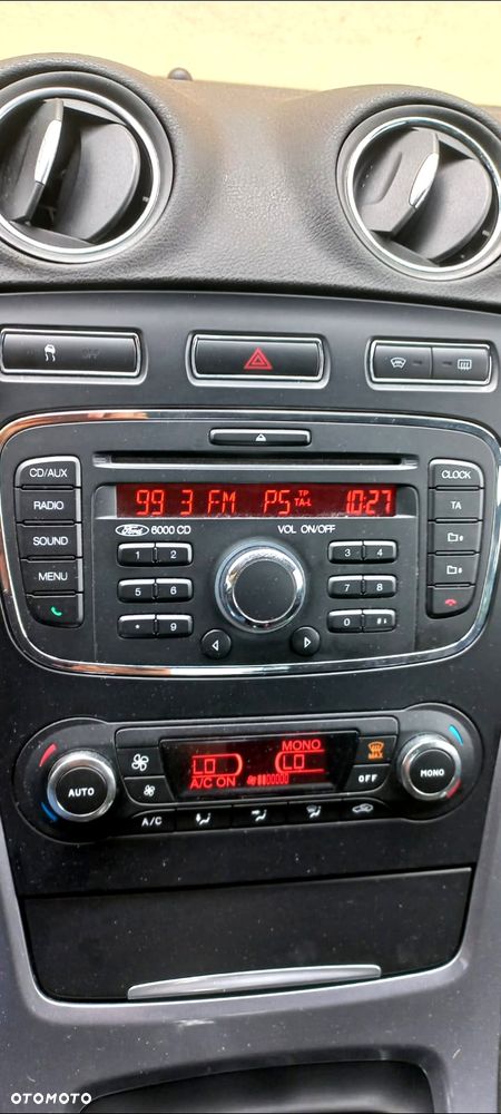 Ford Mondeo 2.0 TDCi Silver X - 12