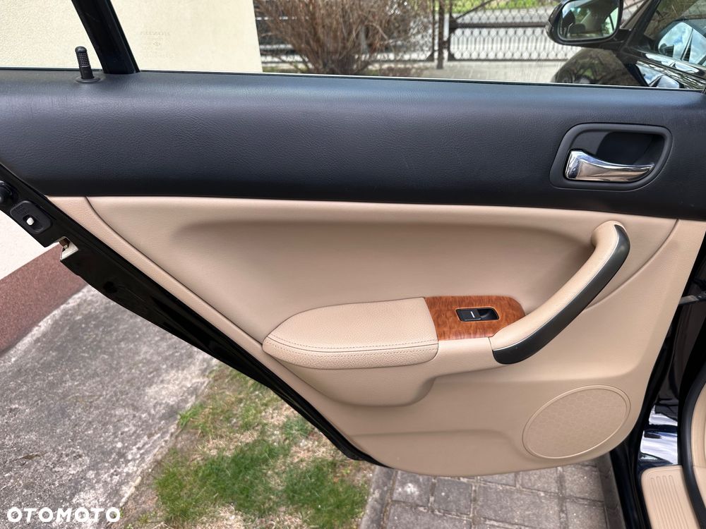 Honda Accord 2.4 i Automatik Executive - 23