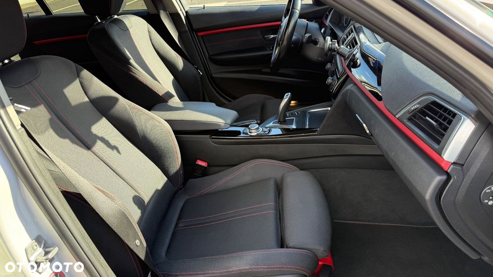 BMW Seria 3 318i Sport Line - 10