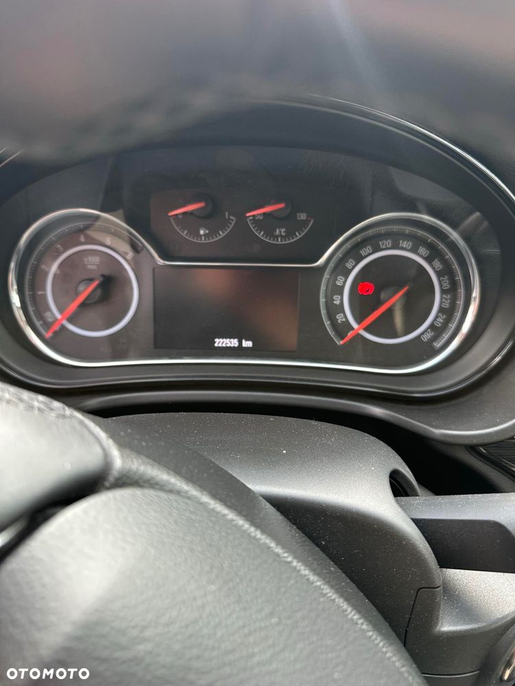 Opel Insignia - 13