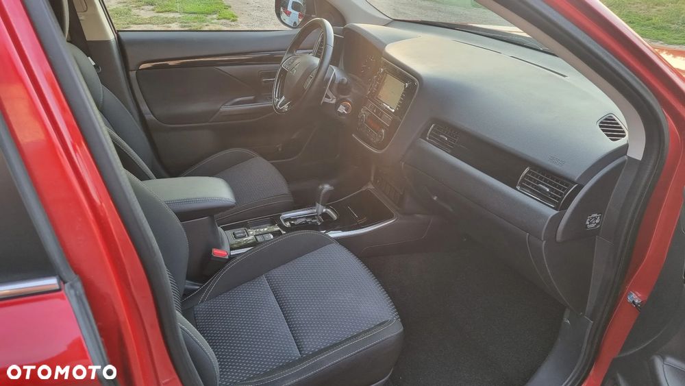 Mitsubishi Outlander 2.0 2WD CVT Edition - 10