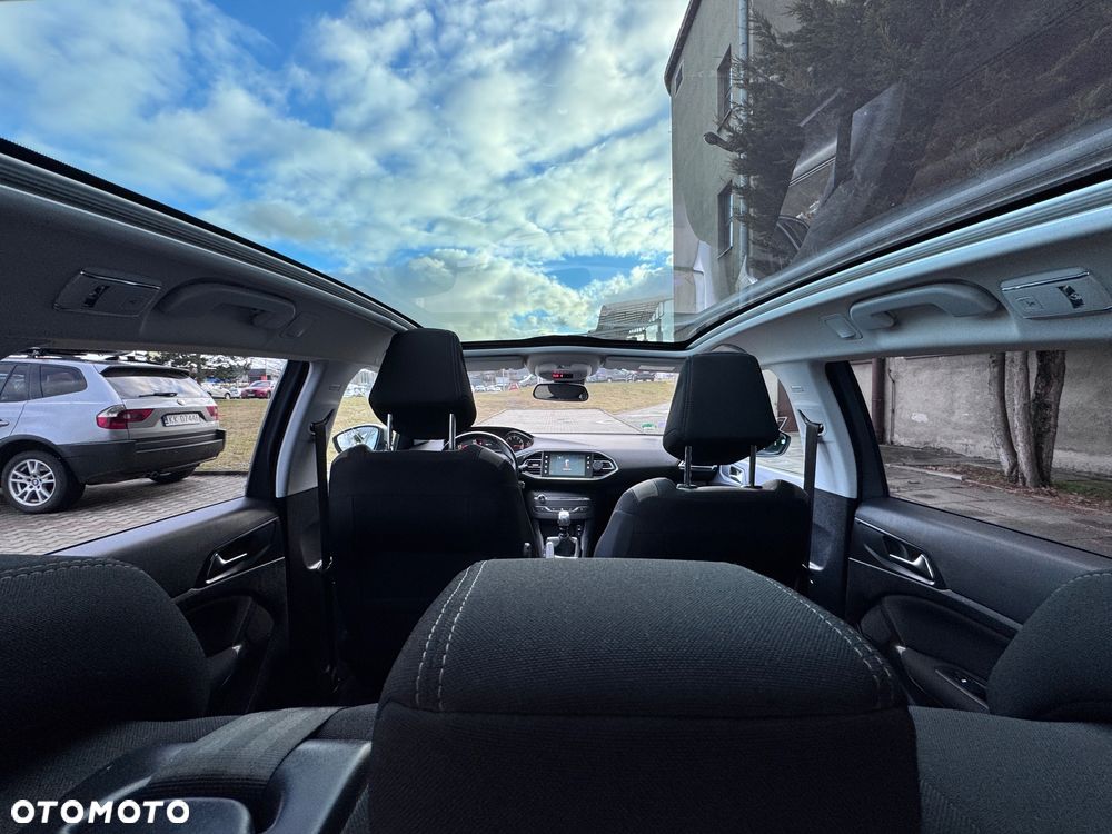 Peugeot 308 PureTech 130 GPF Stop & Start Style - 14