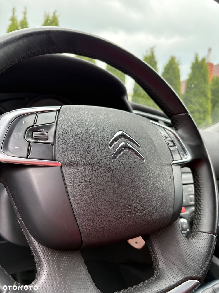 Citroën C4 1.4 16V Style - 6