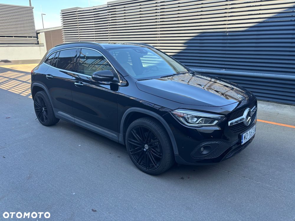 Mercedes-Benz GLA 250 8G-DCT Style - 12