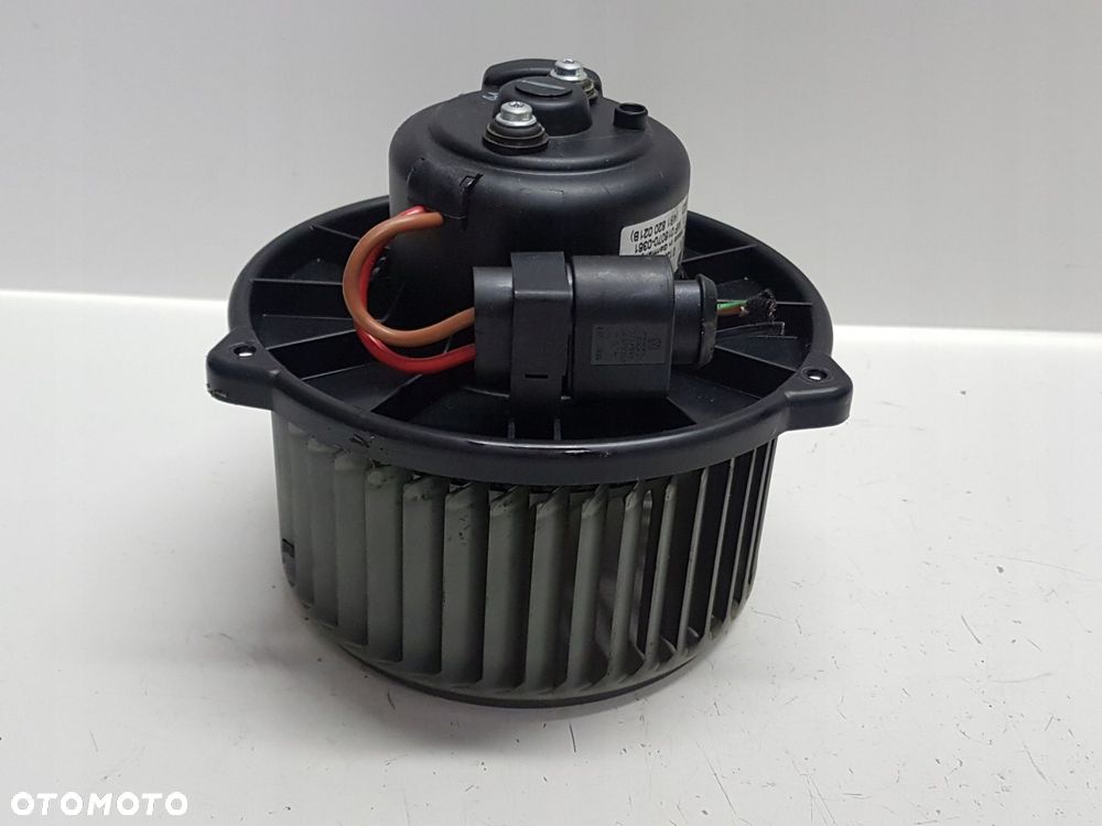 AUDI A6 C5 WENTYLATOR NAWIEWU DMUCHAWY 4B1820021B - 6