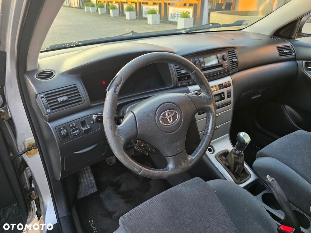 Toyota Corolla 1.6 VVT-i Prestige - 8