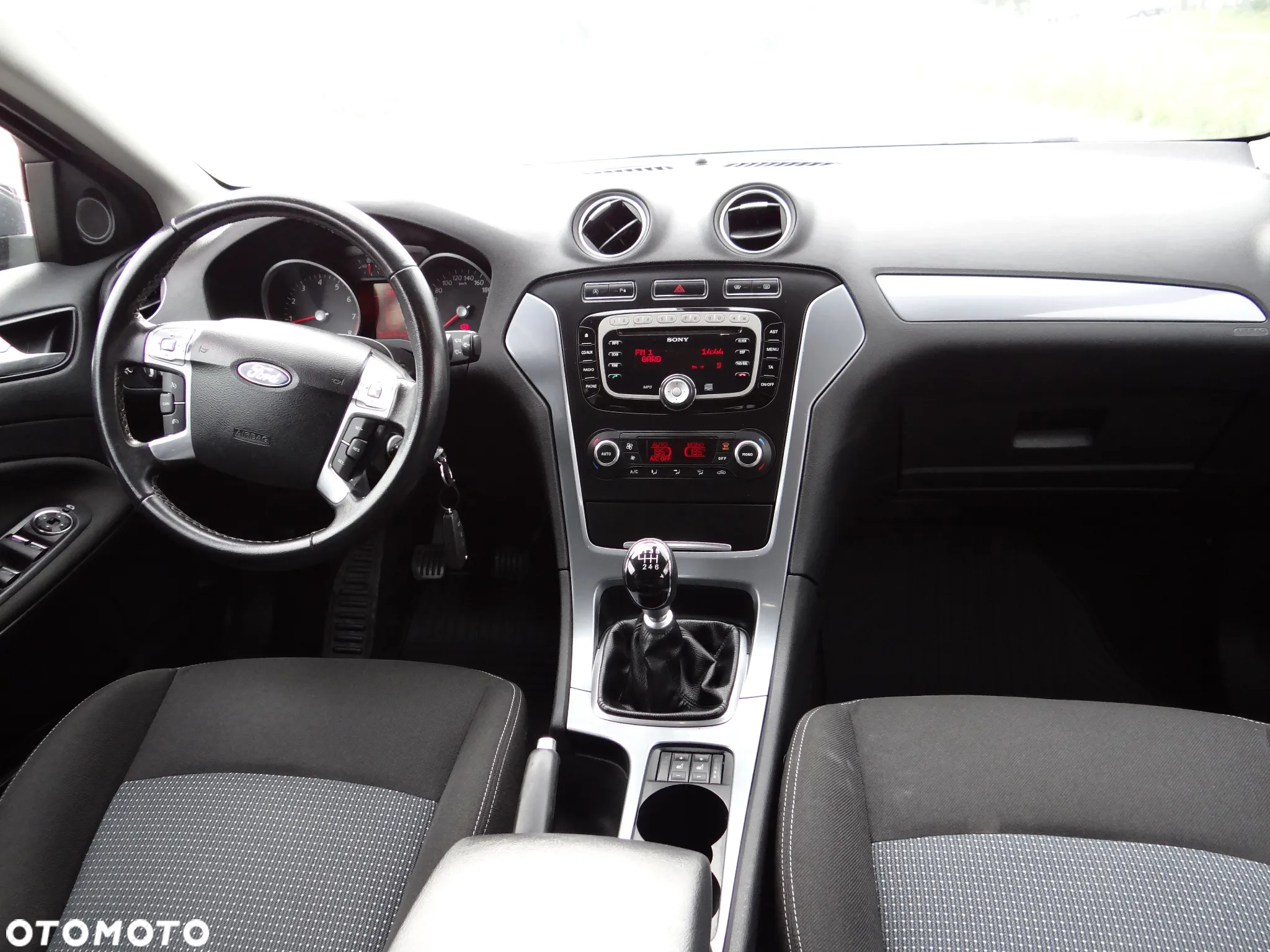 Ford Mondeo - 7