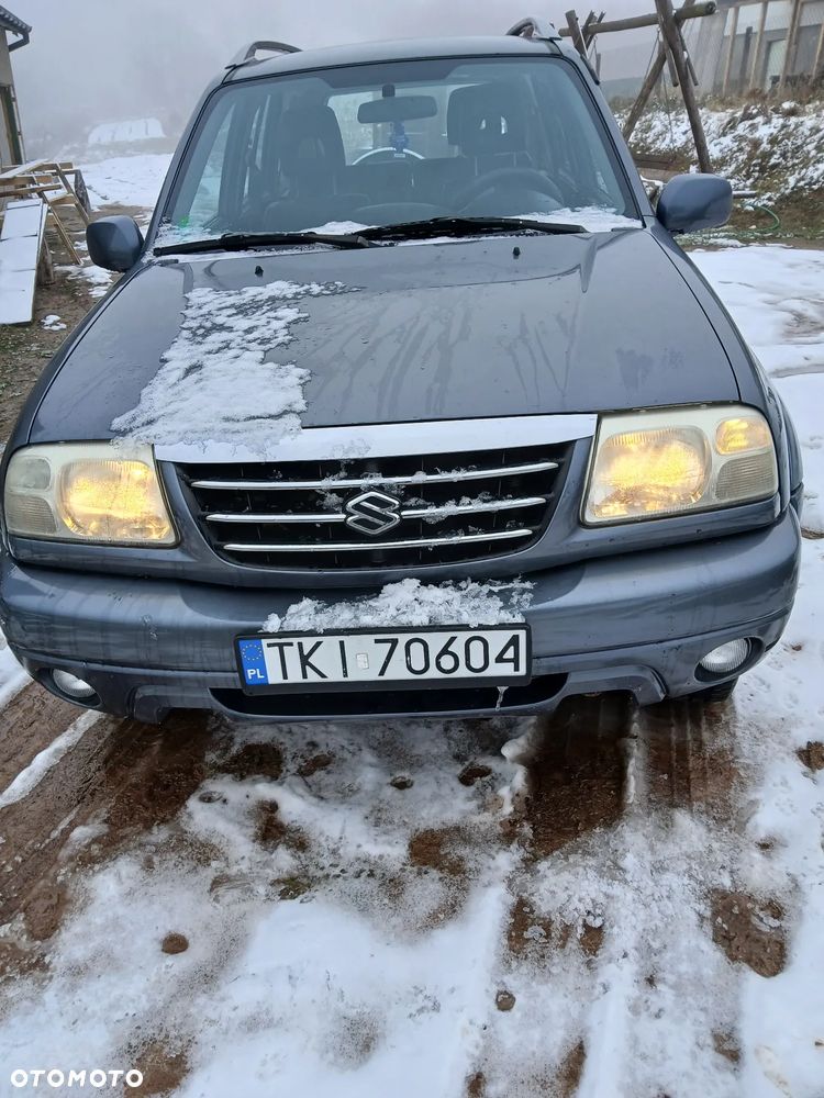 Suzuki Grand Vitara 2.0 - 1