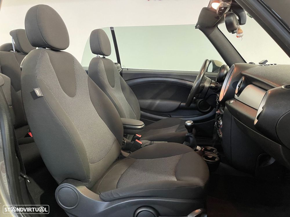 MINI Cabrio Cooper D - 20