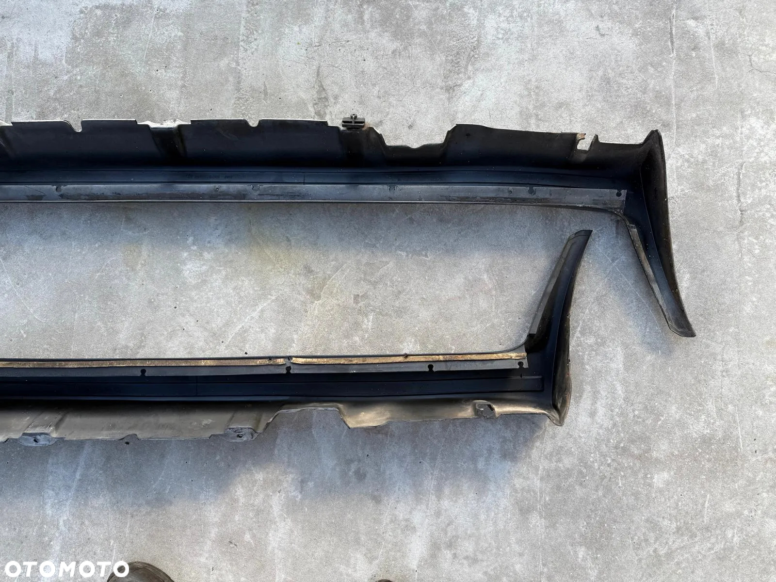 BMW 3 E30 COUPE NAKŁADKA PROGU M TECHNIK 1952331 1952332 - 8