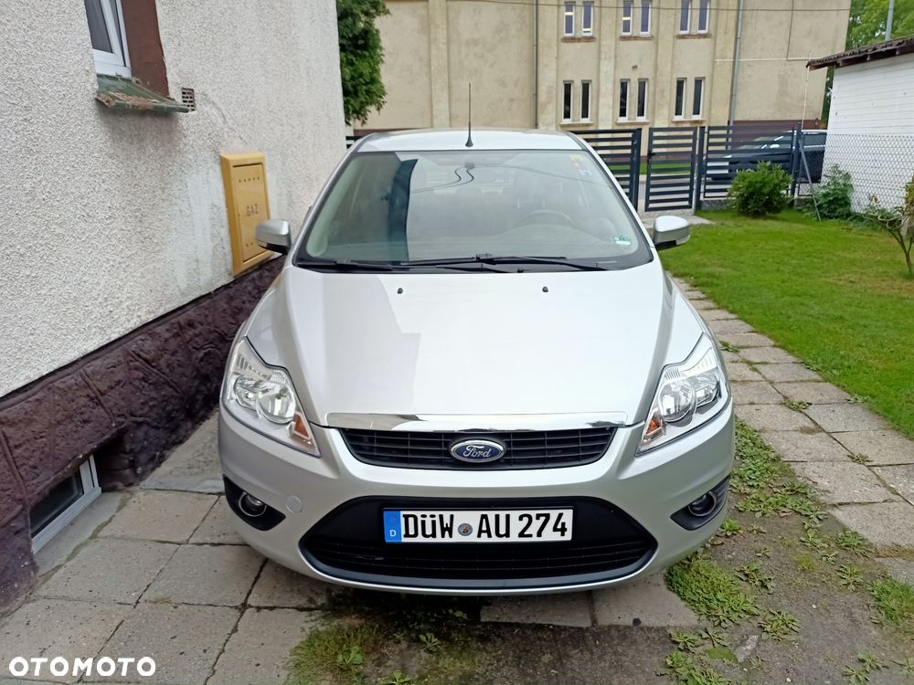Ford Focus 1.6 Trend - 25