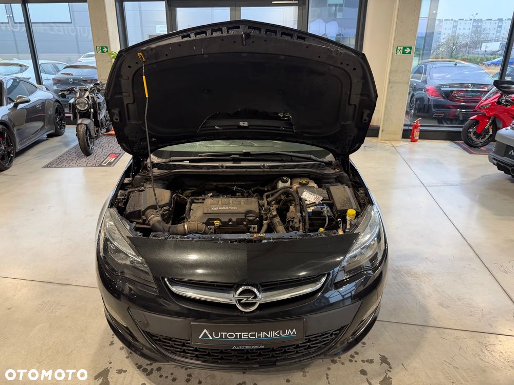 Opel Astra 1.4 Turbo Active - 25